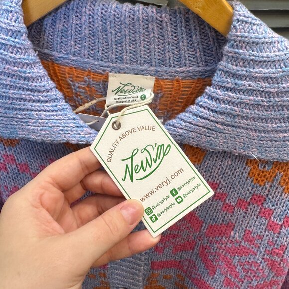 New In Oversized Button Down Pastel Graphic Knit Sweater Top - Picture 2 of 7